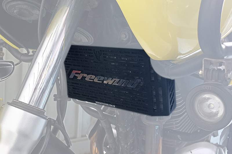 PROTECTOR RADIADOR SUZUKI FREEWIND 650