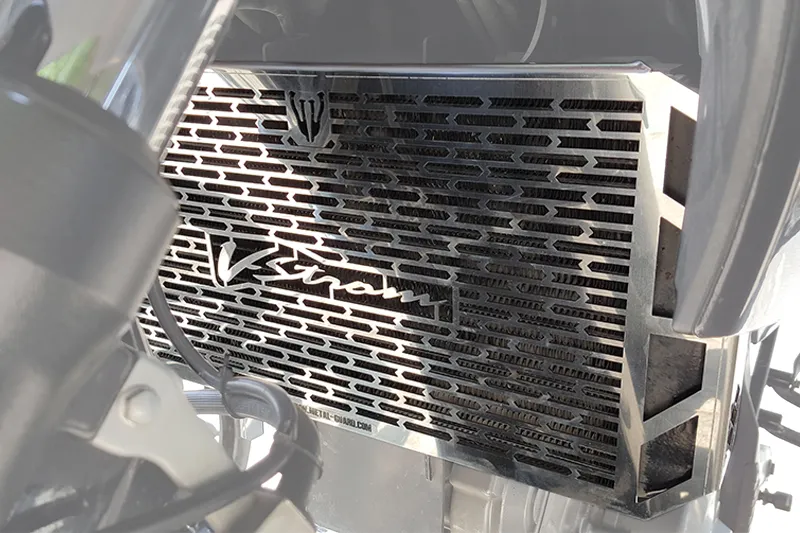 Protector radiador vstrom dl 650.webp