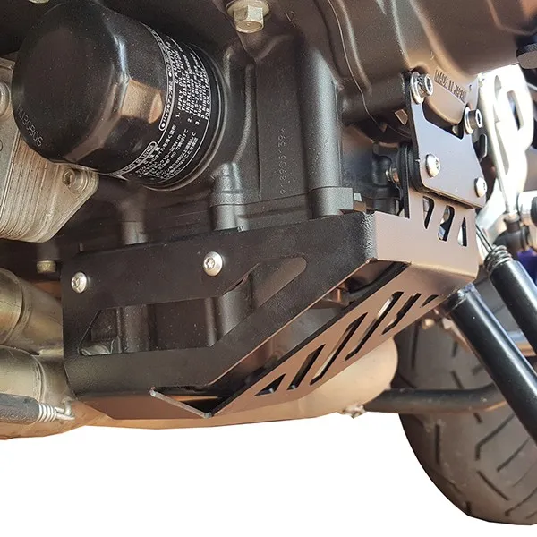 Protector de carter MT09 y Tracer 2016Up (2)w.webp