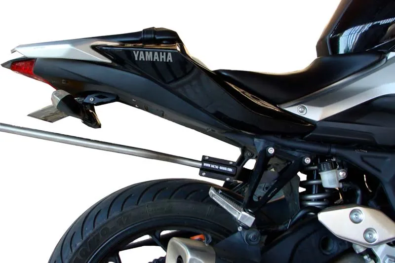 PORTA ALFORJAS LIGERO YAMAHA MT03 Y R3 1.webp