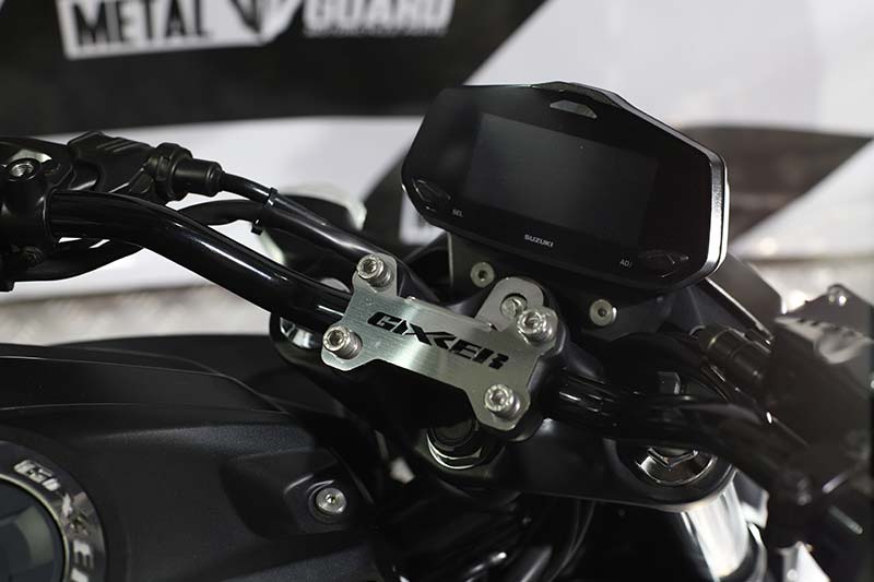 PROTECTOR ACUTRAX Y SWITCH SUZUKI GIXXER 250 1