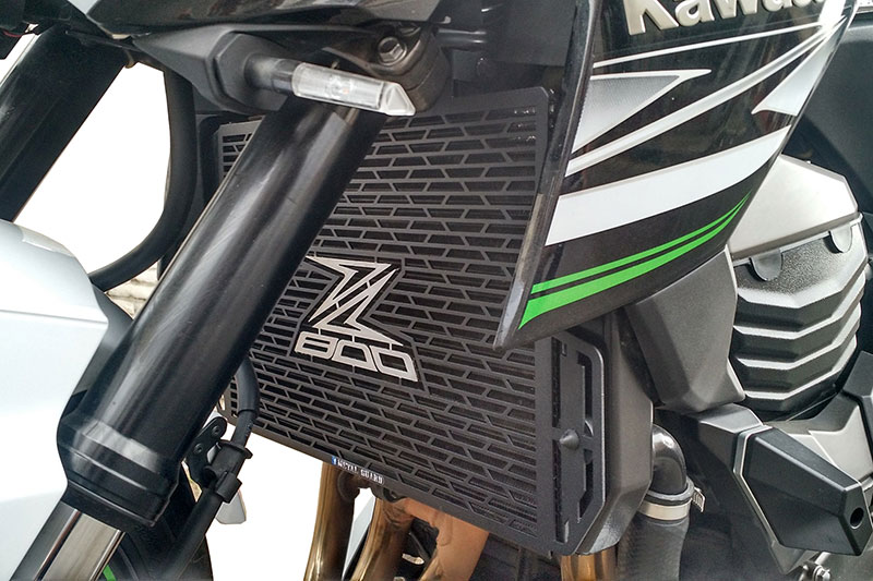 PROTECTOR RADIADOR KAWASAKI Z800 3