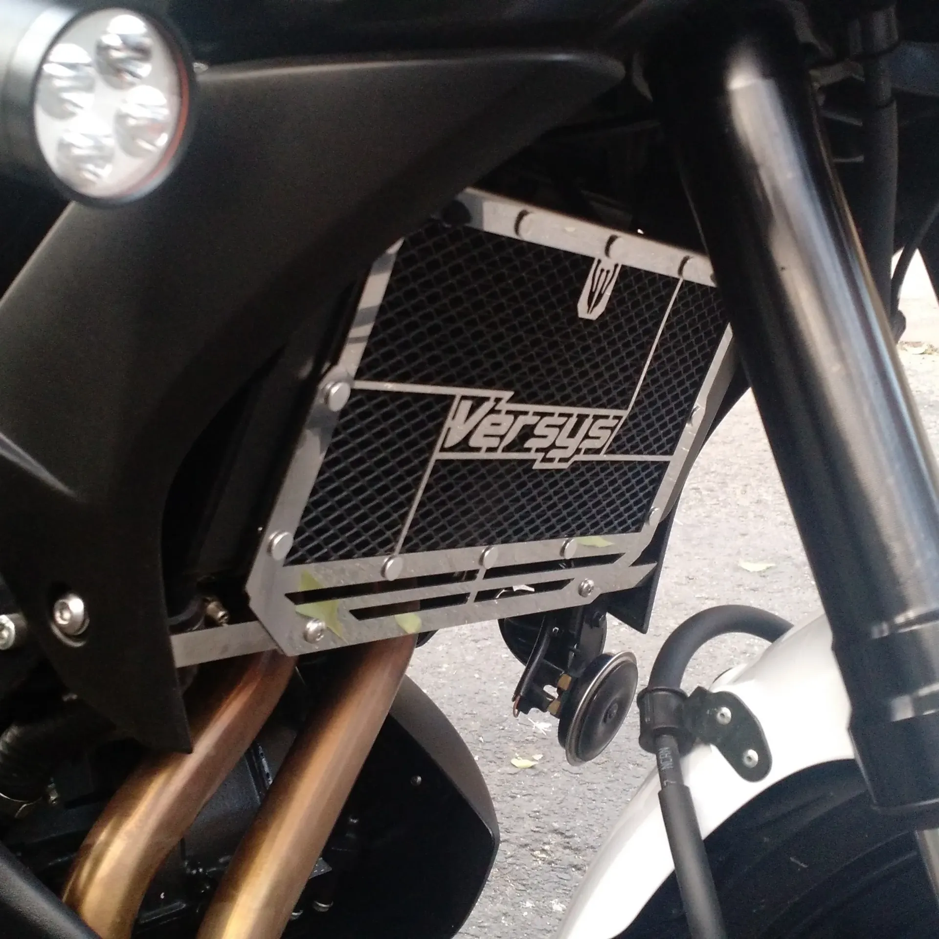 [PKA0104027] PROTECTOR RADIADOR KAWASAKI VERSYS 650 2015 UP MALLA