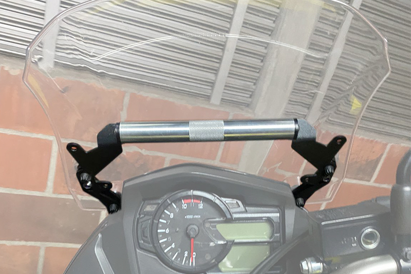 SOPORTE GPS SUZUKI VSTROM 650 AT Y XT
