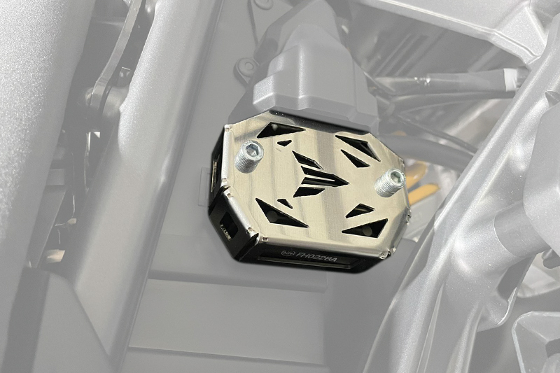 PROTECTOR REGULADOR YAMAHA MT09 2021 UP