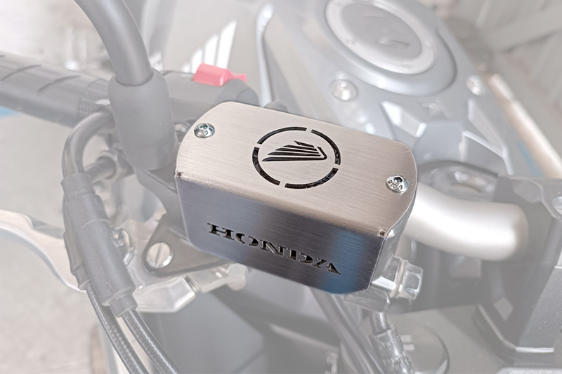 PROTECTOR DEPOSITO DELANTERO HONDA CB500X-CB650-NC750X-AFRICA TWIN-XADV