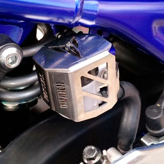 PROTECTOR DEPOSITO TRASERO YAMAHA MT03