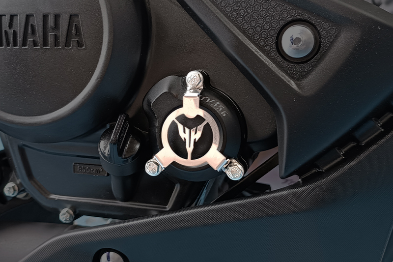 PLATINA DE LUJO FILTRO ACEITE YAMAHA MT15