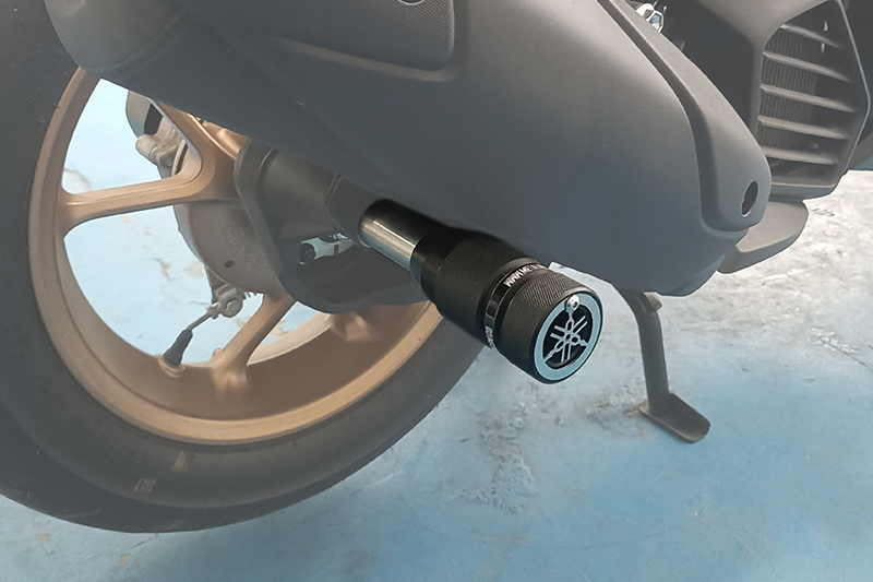 SLIDER EXOSTO UNIVERSAL LOGO YAMAHA (NMAX-AEROX)