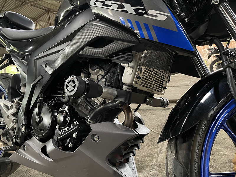 SLIDER CHASIS SUZUKI GSX S 150