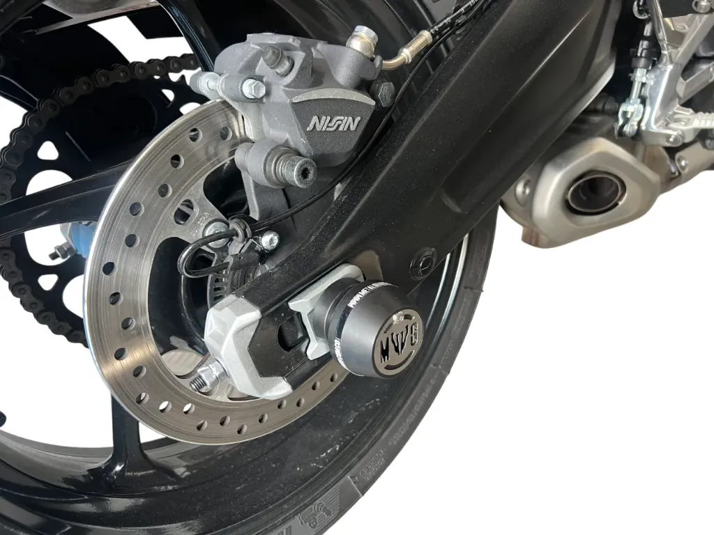 [PTR1727183] SLIDER EJE TRASERO TRIUMPH TRIDENT 660 - TIGER SPORT 660